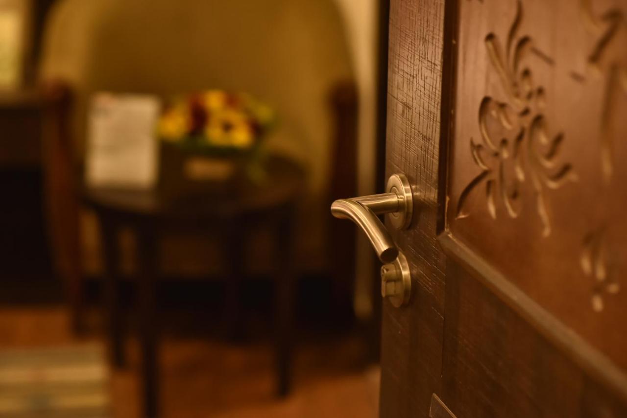 Casa Broadway-A Boutique Hotel Kalkuta Zewnętrze zdjęcie